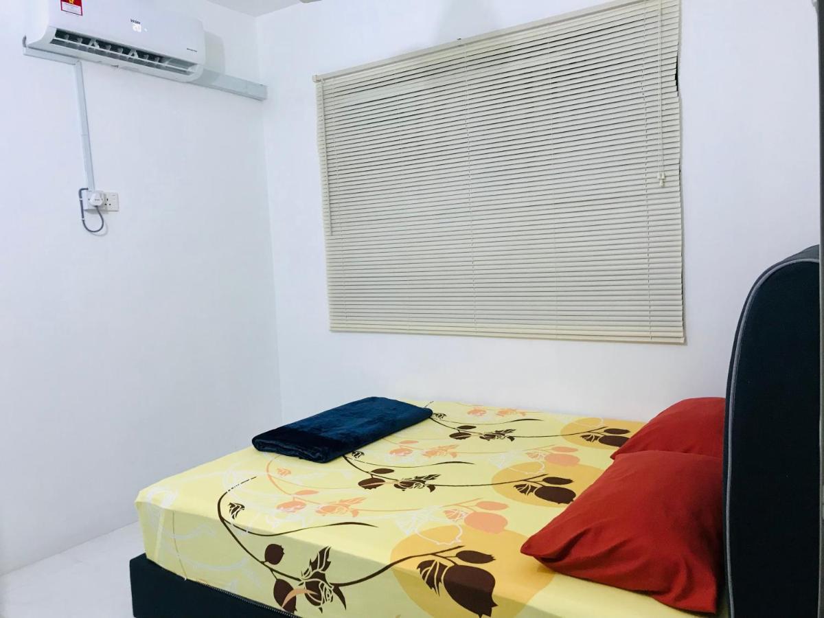 Chempaka Homestay  Seri Iskandar Luaran gambar