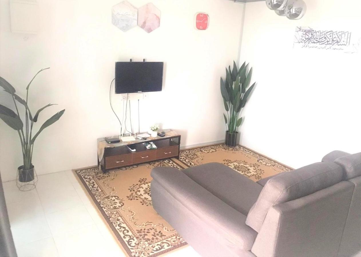 Chempaka Homestay  Seri Iskandar Luaran gambar