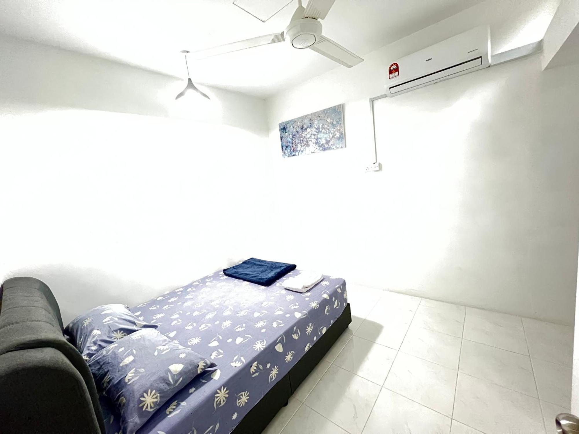 Chempaka Homestay  Seri Iskandar Luaran gambar